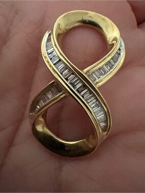 Large Diamond| Infinity Pendant in Yellow Gold - Timeless 14K Design|Vintage